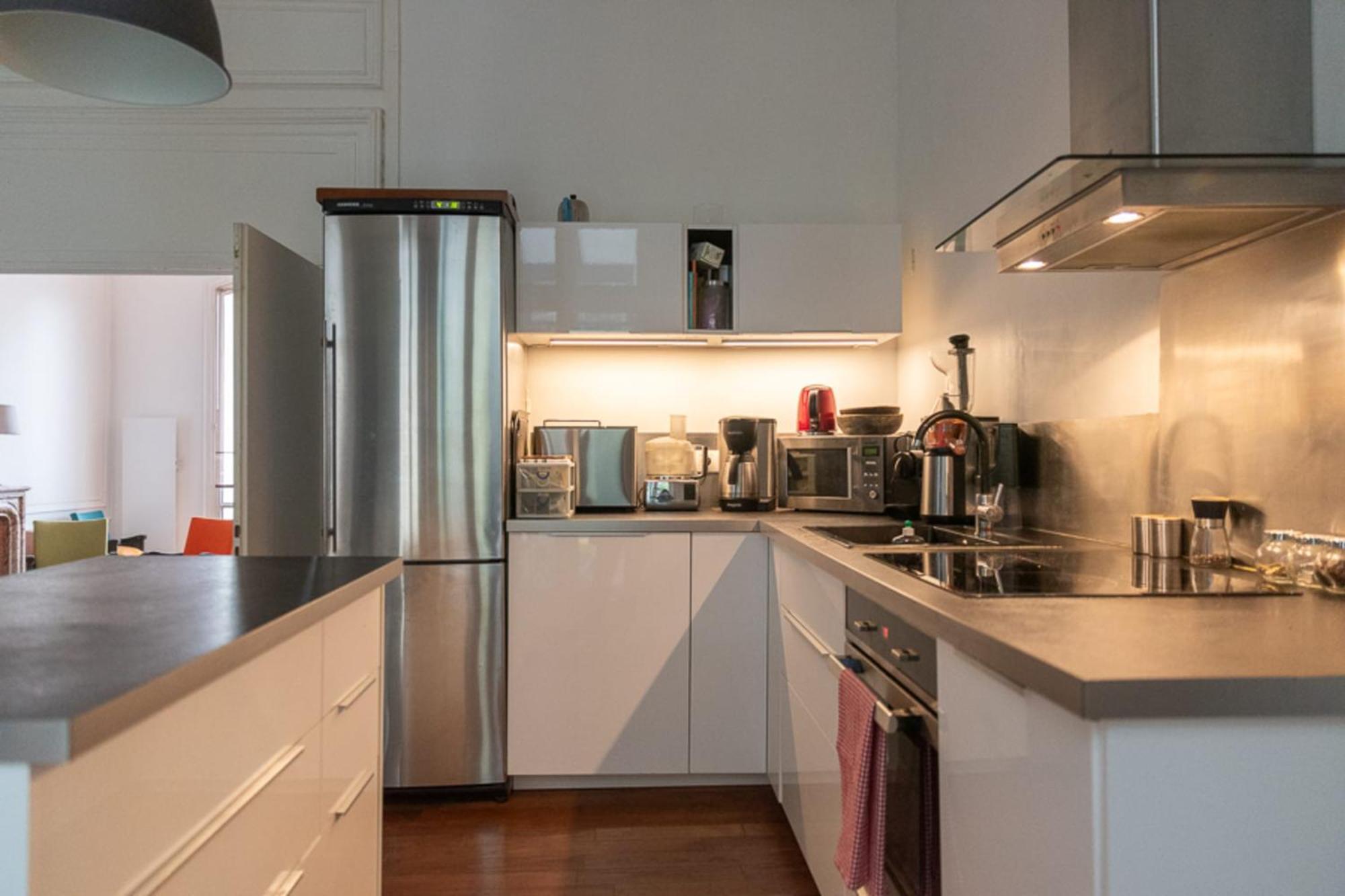 Apartment Spacious Nest With Terrace Near Batignolles Paris